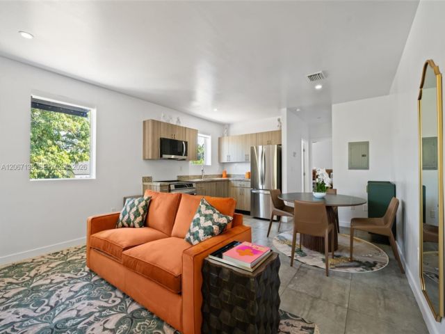  1 BR,  1.00 BTH &nbsp; style home in Miami