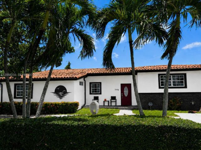  7 BR,  5.00 BTH &nbsp; style home in Coral Gables