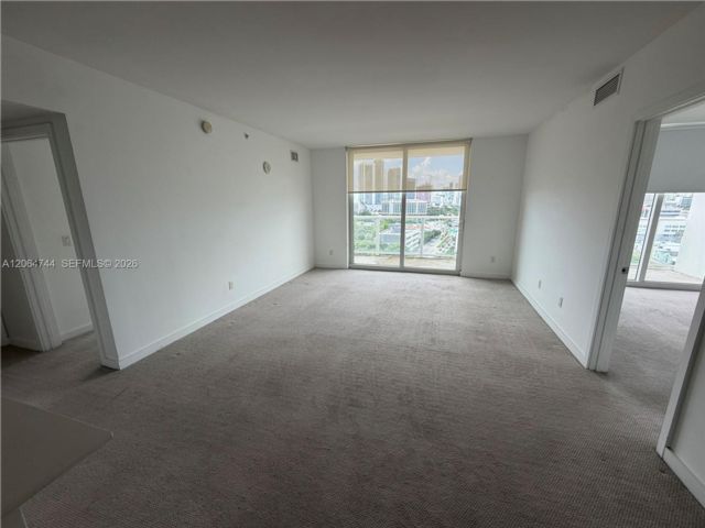 [Miami Real Estate, listing number 3347222]
