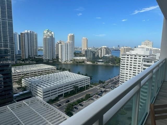  2 BR,  2.00 BTH &nbsp; style home in Miami