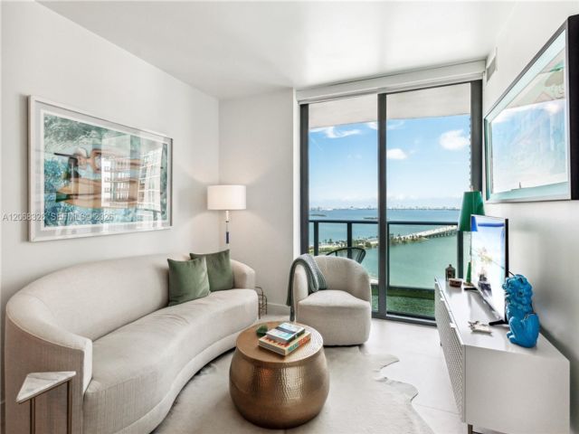  1 BR,  1.50 BTH &nbsp; style home in Miami