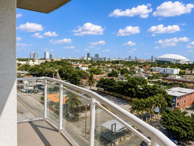  2 BR,  3.00 BTH &nbsp; style home in Miami