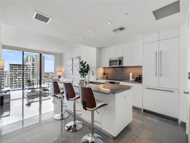  1 BR,  1.50 BTH &nbsp; style home in Miami