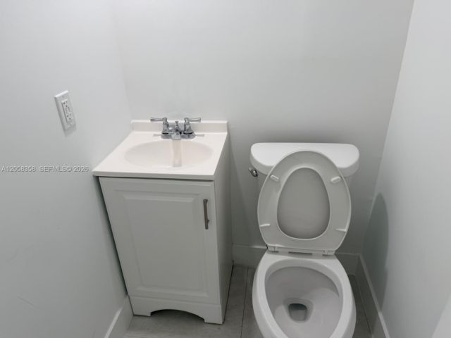 [PHOTO]