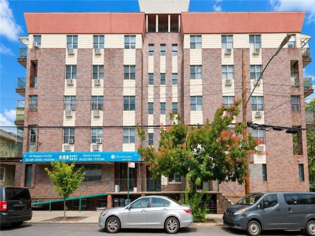 Studio,  0.00 BTH &nbsp;Office style home in Boro-park