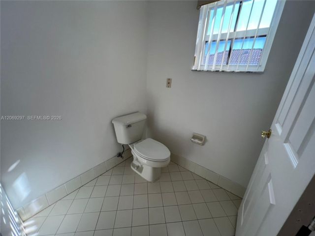 [PHOTO]