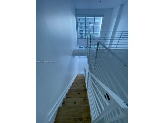 [PHOTO]