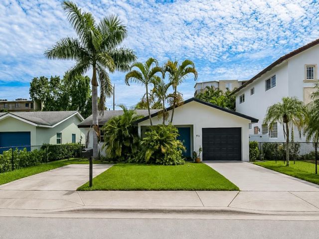 3 BR,  2.00 BTH &nbsp; style home in Lake Worth