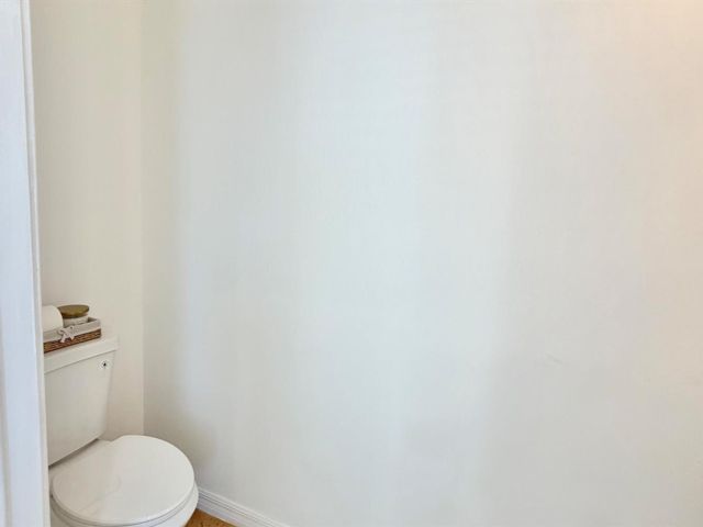 [PHOTO]