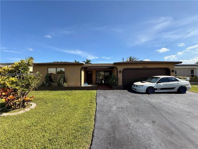  4 BR,  2.00 BTH &nbsp; style home in Fort Lauderdale