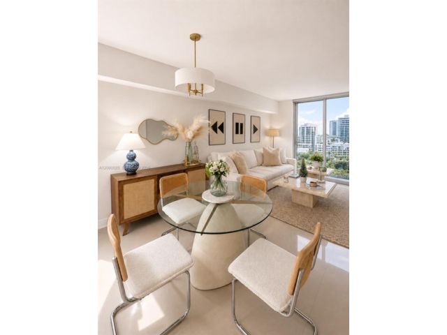  2 BR,  2.50 BTH &nbsp; style home in Miami