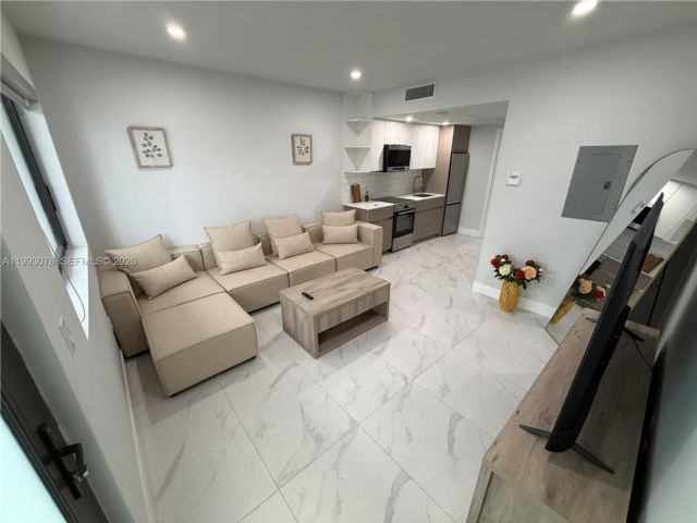  1 BR,  1.00 BTH &nbsp; style home in Carl Fisher