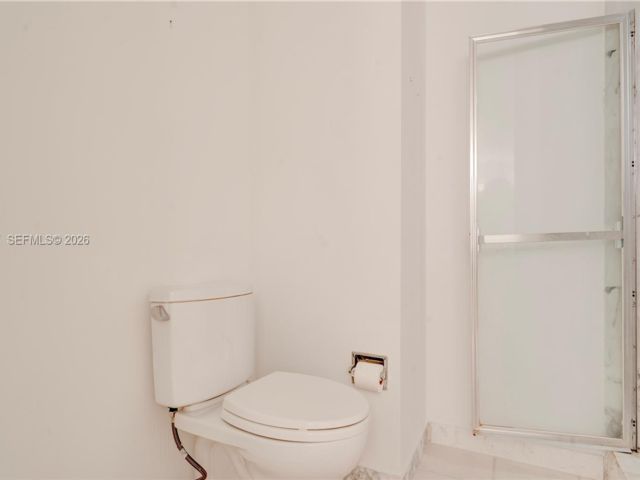 [PHOTO]