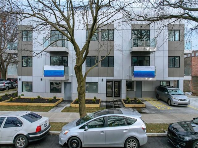 Studio,  0.00 BTH &nbsp;Store style home in Bensonhurst