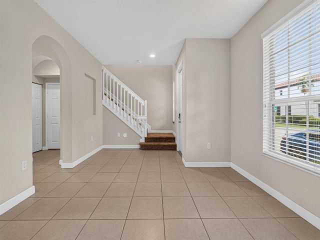 [PHOTO]