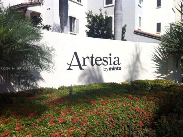  3 BR,  3.00 BTH &nbsp; style home in Fort Lauderdale