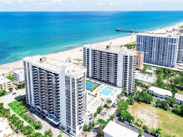  2 BR,  2.00 BTH &nbsp; style home in Pompano Beach