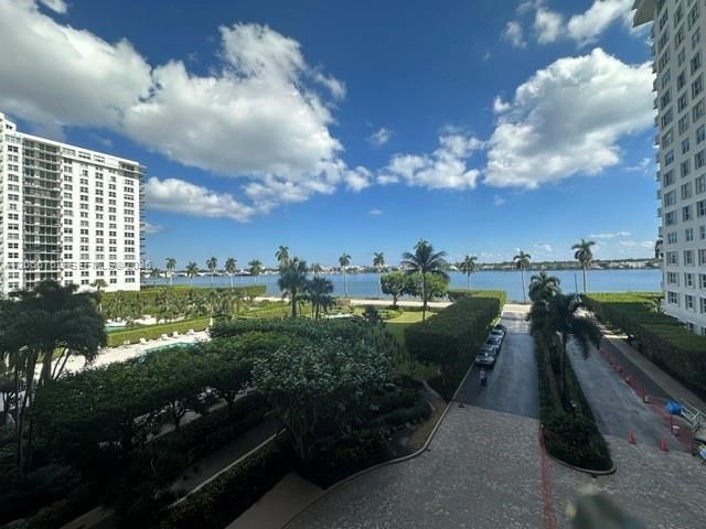  1 BR,  1.50 BTH &nbsp; style home in West Palm Beach
