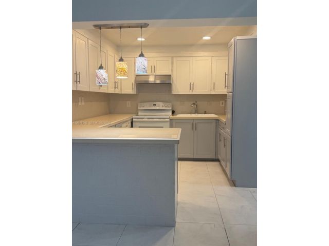  3 BR,  1.00 BTH &nbsp; style home in Pompano Beach
