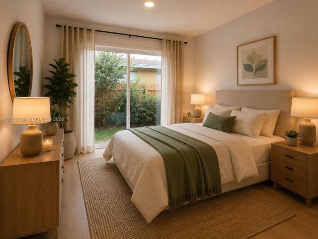  2 BR,  2.00 BTH &nbsp; style home in Miami
