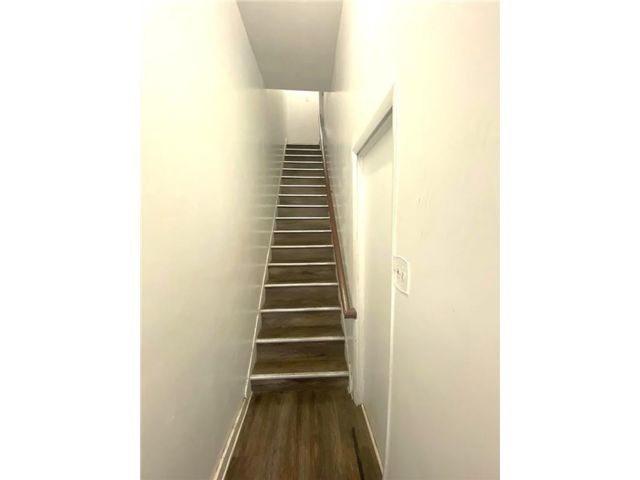 [PHOTO]