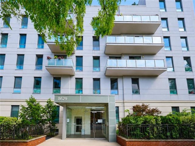  1 BR,  1.00 BTH &nbsp;Condominium style home in Bath Beach