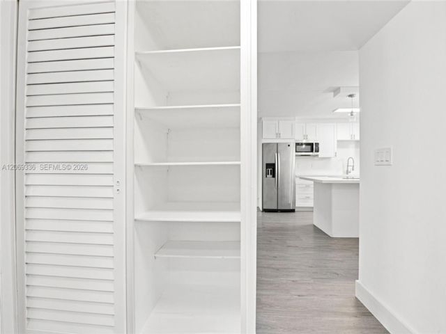 [PHOTO]