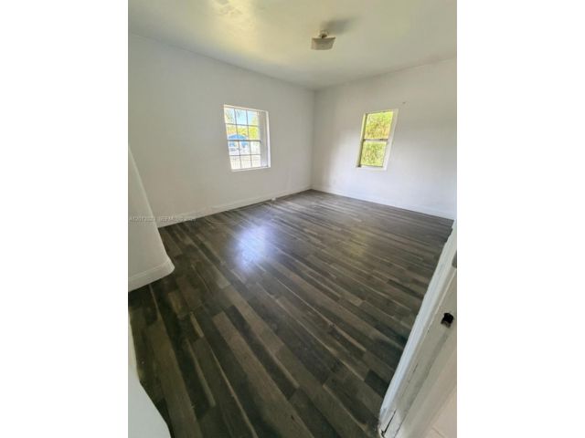  3 BR,  1.00 BTH &nbsp; style home in El Portal