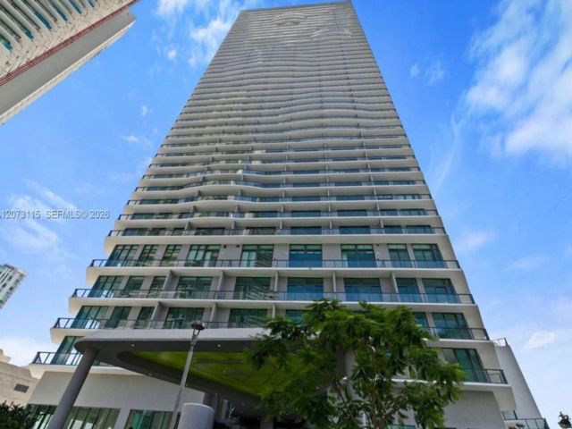  2 BR,  2.00 BTH &nbsp; style home in Miami