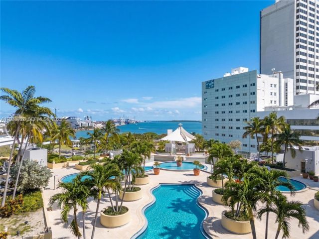  1 BR,  1.50 BTH &nbsp; style home in Miami