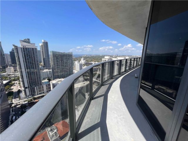  2 BR,  3.00 BTH &nbsp; style home in Miami
