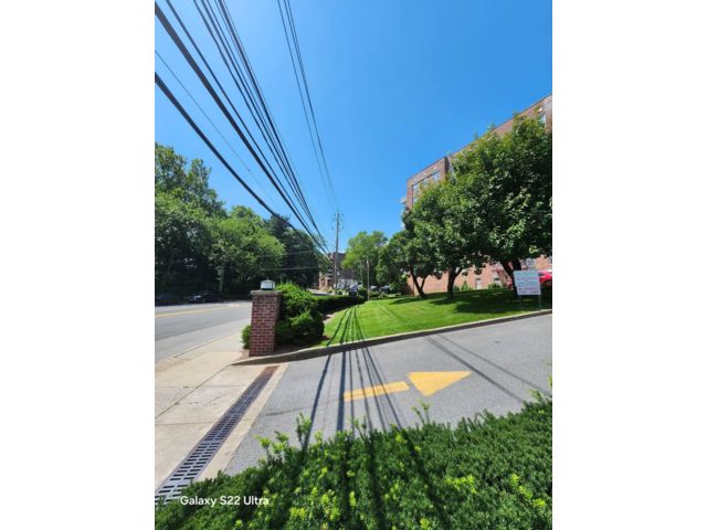 [PHOTO]