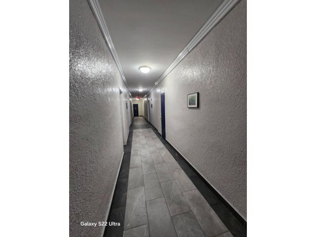 [PHOTO]