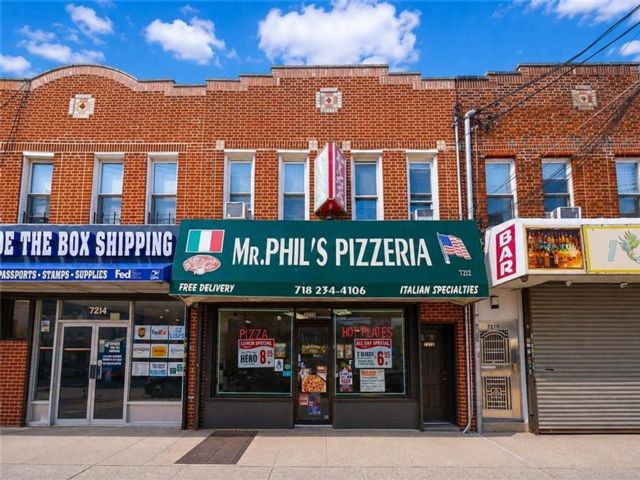 Studio,  0.00 BTH &nbsp;Mixed use style home in Bensonhurst