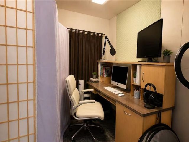 [PHOTO]