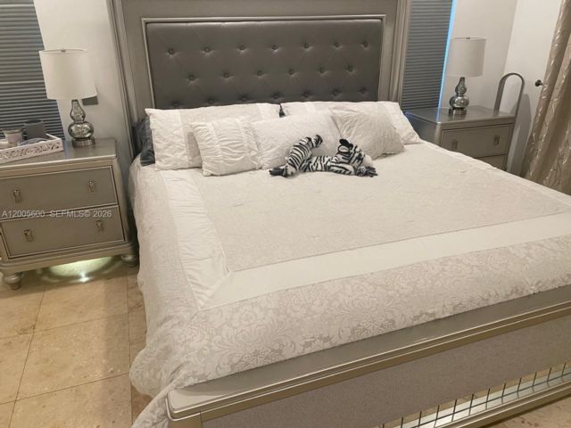 4 BR,  2.00 BTH &nbsp; style home in Miami