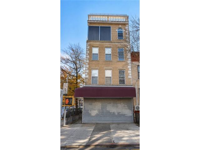 Studio,  0.00 BTH &nbsp;Commercial style home in Sunset Park