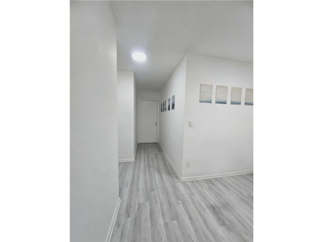 [PHOTO]