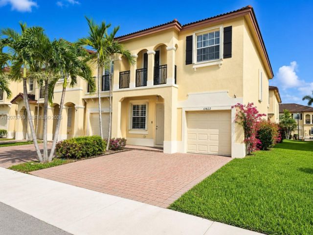 [Miami Real Estate, listing number 3348096]