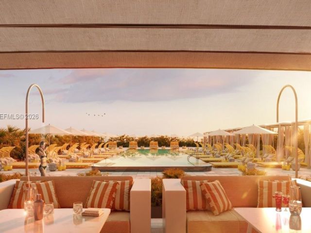 [PHOTO]