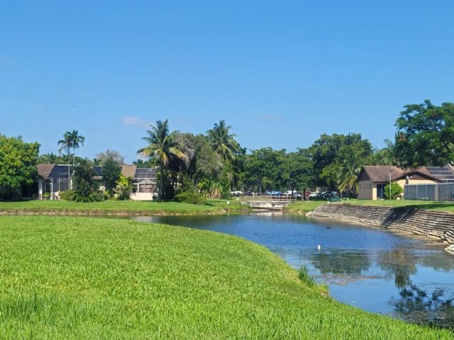  2 BR,  2.00 BTH &nbsp; style home in Miramar