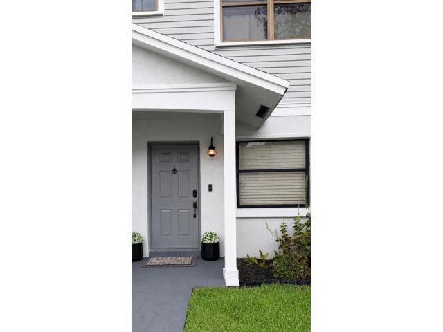  2 BR,  2.50 BTH &nbsp; style home in Pembroke Pines