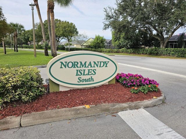 [PHOTO]