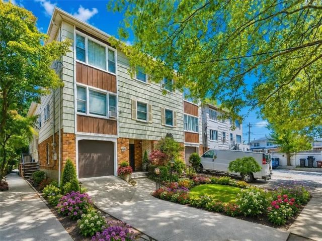 Studio,  0.00 BTH &nbsp;Multi-family style home in Georgetown