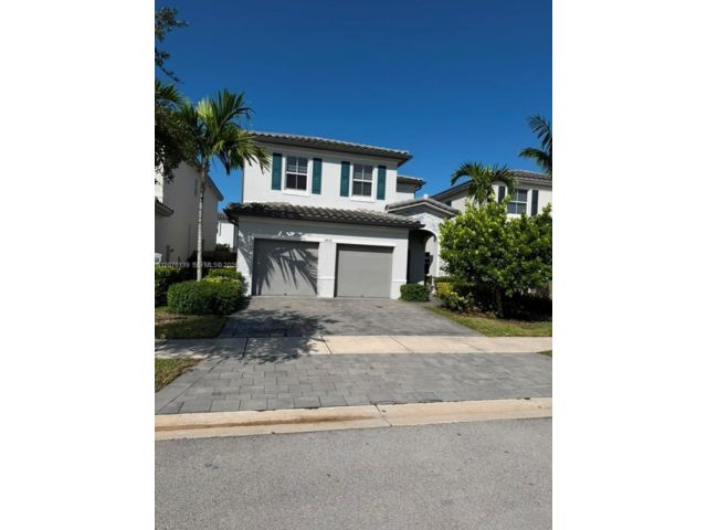  5 BR,  3.00 BTH &nbsp; style home in Florida City