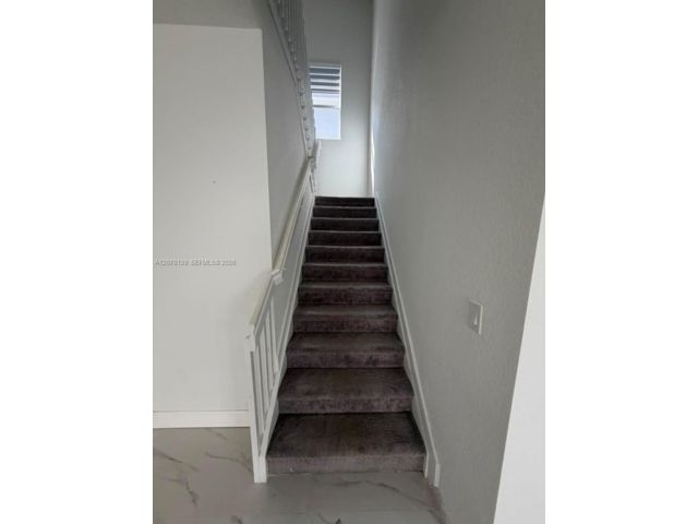 [PHOTO]
