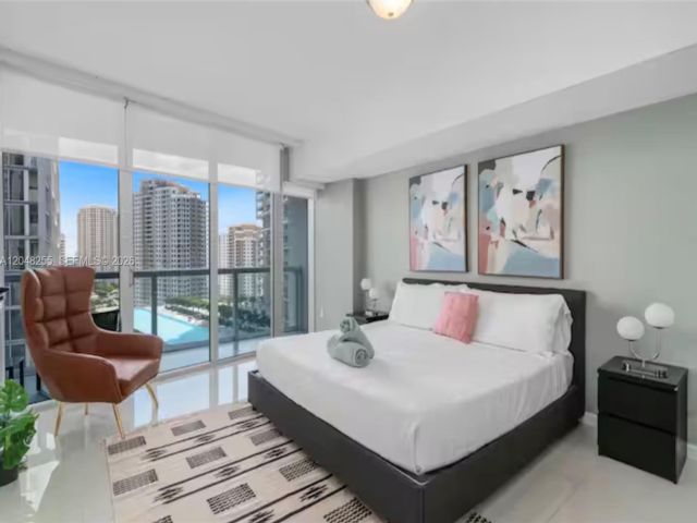  1 BR,  1.00 BTH &nbsp; style home in Miami