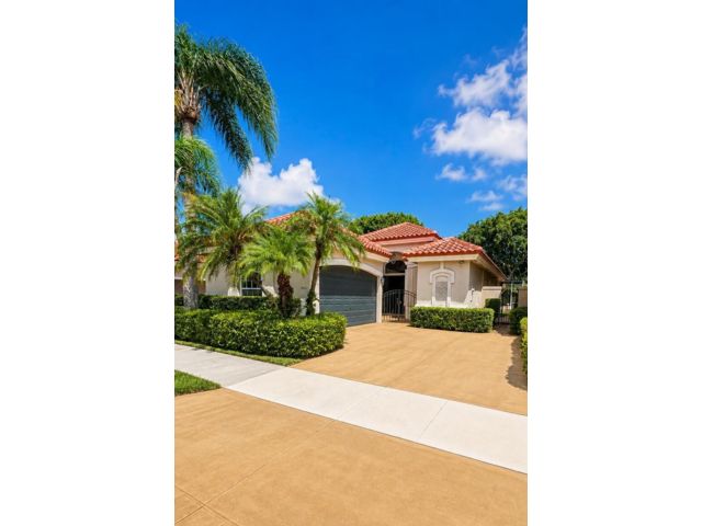  3 BR,  3.00 BTH &nbsp; style home in Boca Raton