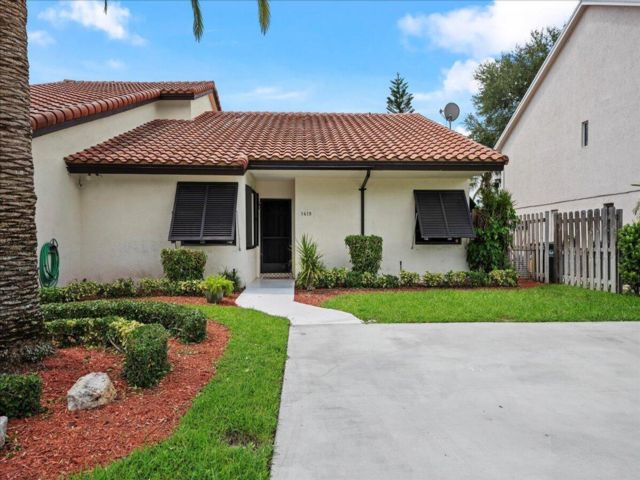  2 BR,  2.00 BTH &nbsp; style home in Wellington