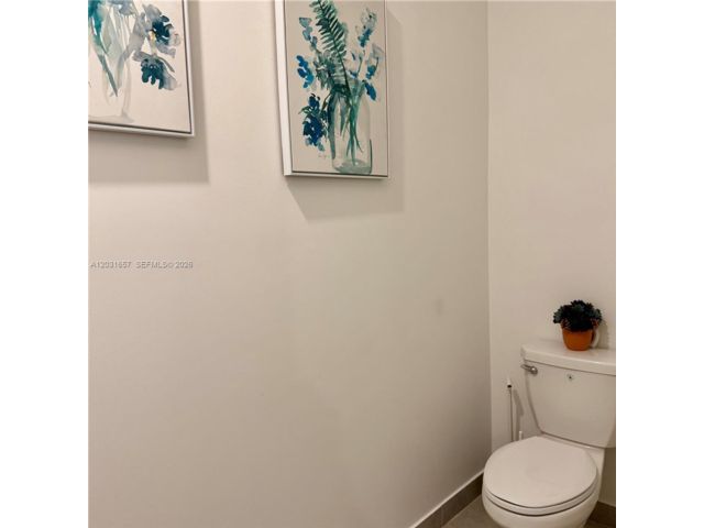 [PHOTO]